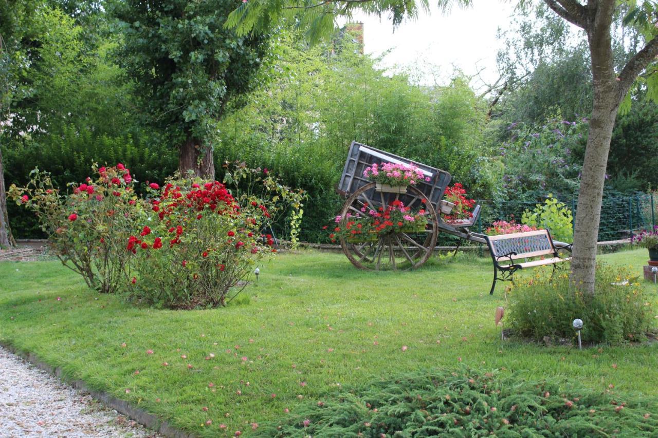 Hotel Des Ducs Alençon Екстериор снимка