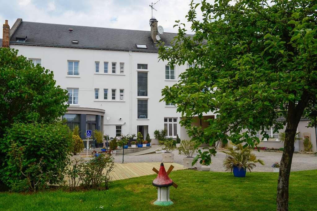Hotel Des Ducs Alençon Екстериор снимка