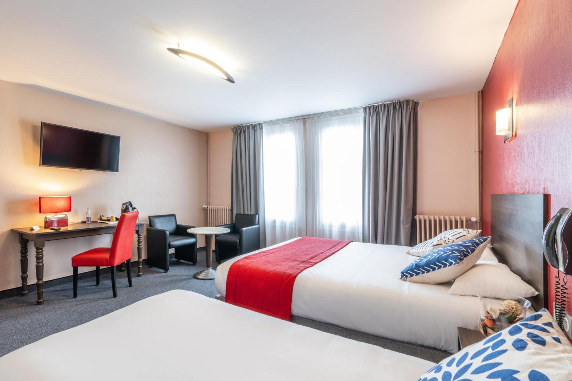 Hotel Des Ducs Alençon Екстериор снимка